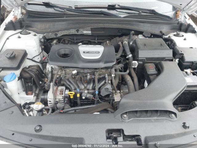 5XXGT4L18JG202621 KIA Optima Lx Turbo