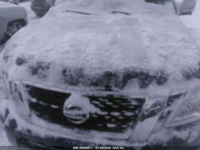JN8AY2NC8JX500268 Nissan Armada Sl