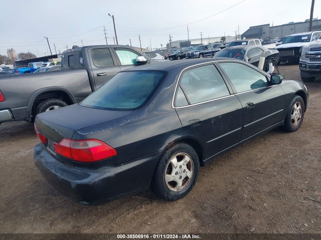 2000 HONDA ACCORD 2.3 EX VIN: JHMCG5566YC033533