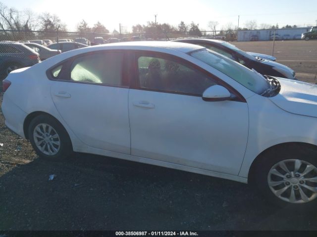 3KPF24AD7KE097396 KIA FORTE FE