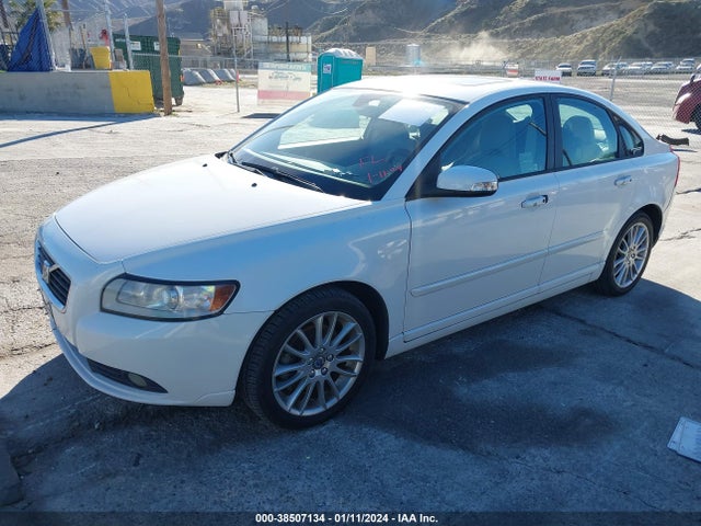 2010 VOLVO S40 2.4I VIN: YV1390MS1A2509903