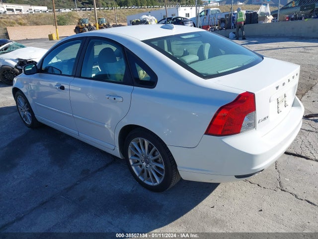 2010 VOLVO S40 2.4I VIN: YV1390MS1A2509903