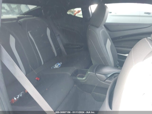 Chevrolet Camaro 1lt 2017 1G1FB1RSXH0149972 Image 8