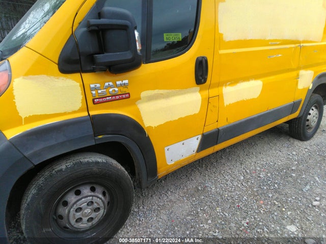 Продаж на аукціоні авто 2018 Ram Promaster 1500 High Roof 136 Wb, vin: 3C6TRVBG2JE114012, номер лоту: 38507171