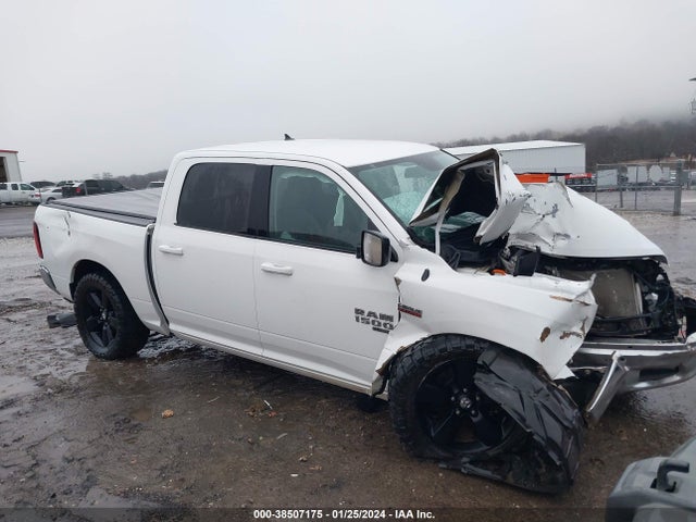 2019 1C6RR7LT8KS601246 main image