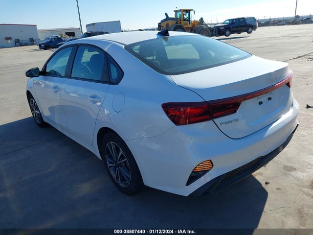 KIA Forte Lxs 2022 3KPF24AD6NE479410 Image 3
