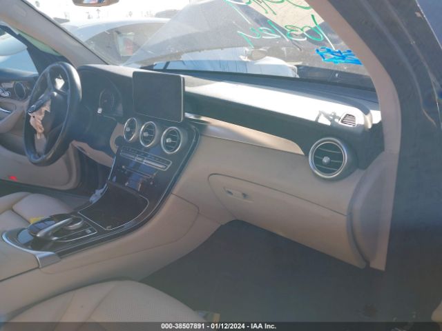 WDC0G4JB1GF073530 Mercedes-Benz GLC 300