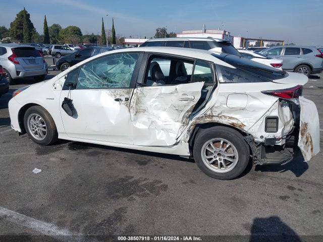 Toyota Prius Four 2016 JTDKARFU7G3019710 Image 14