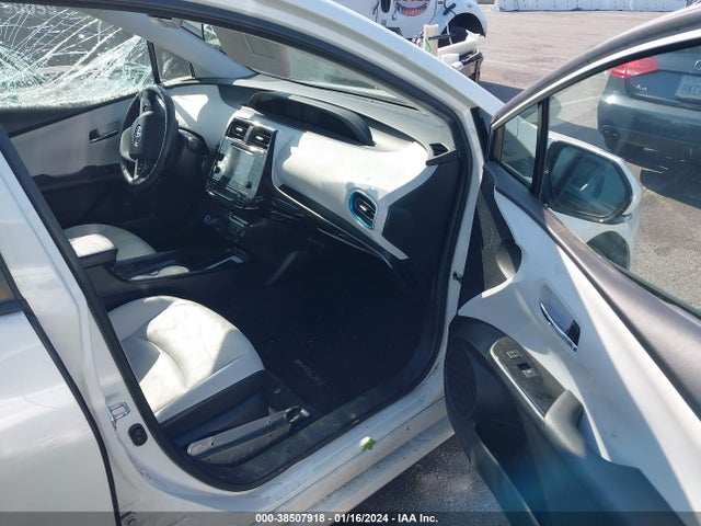 Toyota Prius Four 2016 JTDKARFU7G3019710 Image 5