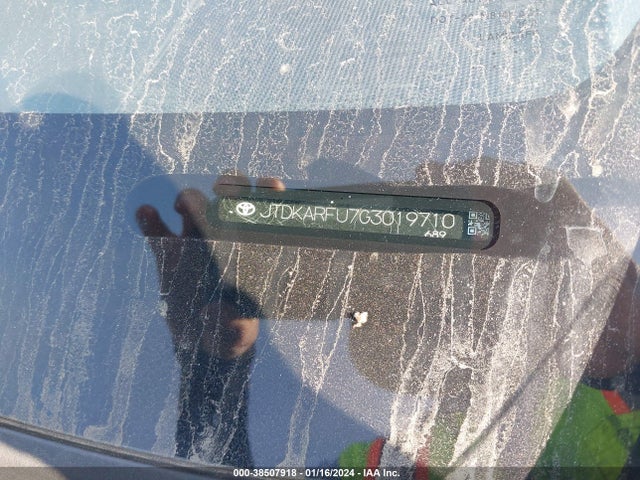 Toyota Prius Four 2016 JTDKARFU7G3019710 Image 9