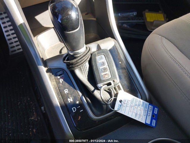 2013 HYUNDAI ELANTRA GT VIN: KMHD35LE1DU083011