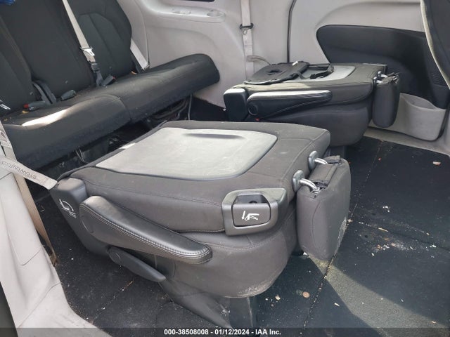 Chrysler Pacifica Lx 2017 2C4RC1CG9HR616083 Image 8