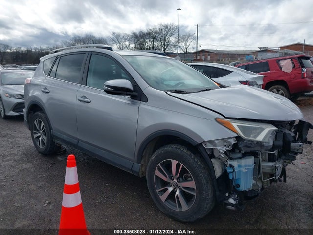 Toyota Rav4 Xle 2017 2T3WFREV4HW342396 Image 13