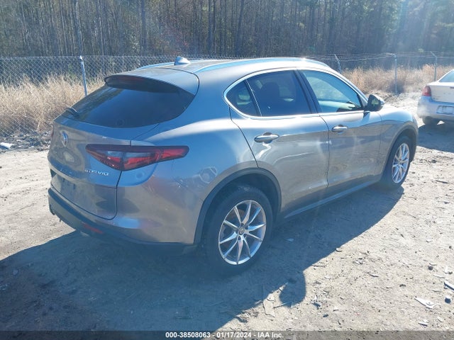 ZASFAKBN3J7B64807 Alfa Romeo Stelvio Ti Awd