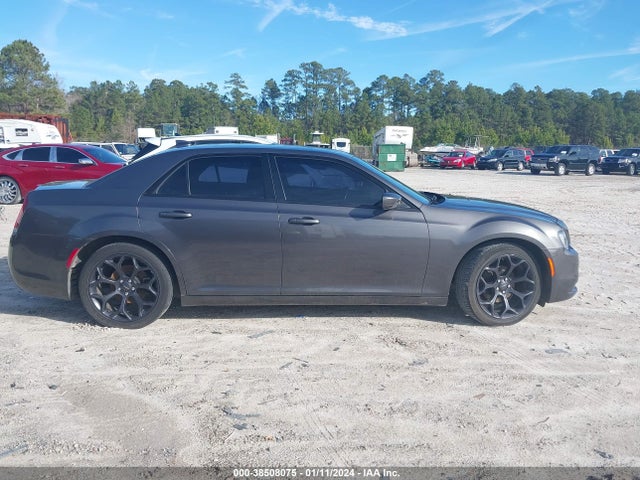 2C3CCABG2KH585509 Chrysler 300 300s