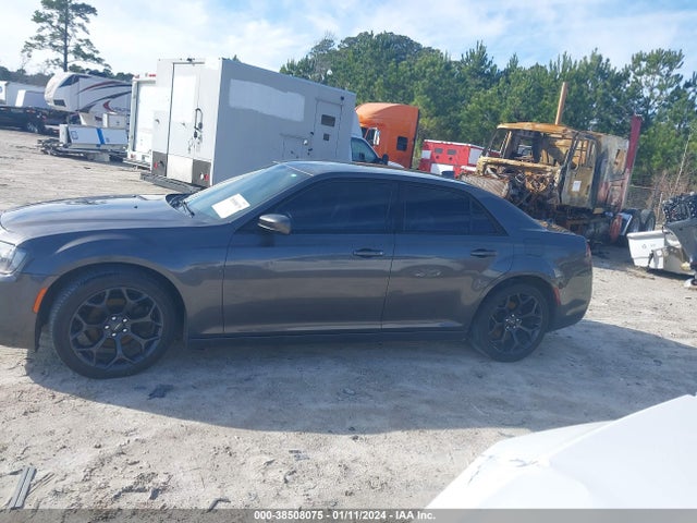 2C3CCABG2KH585509 Chrysler 300 300s
