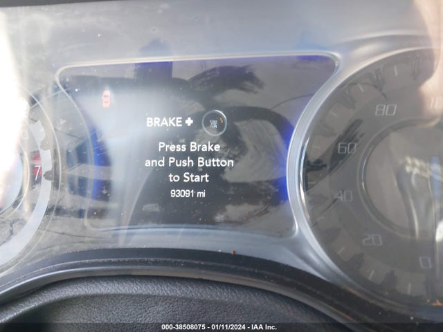 2C3CCABG2KH585509 Chrysler 300 300s