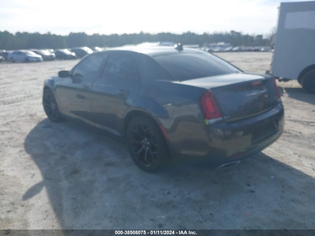 2C3CCABG2KH585509 Chrysler 300 300s