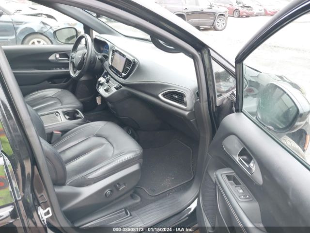2C4RC1L75NR130530 Chrysler Pacifica Hybrid Touring L