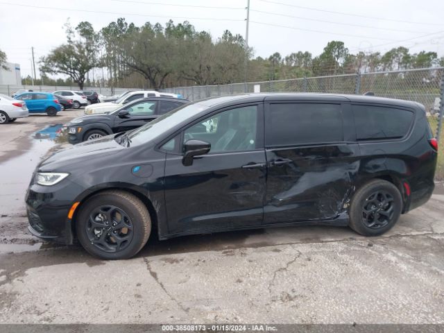 2C4RC1L75NR130530 Chrysler Pacifica Hybrid Touring L