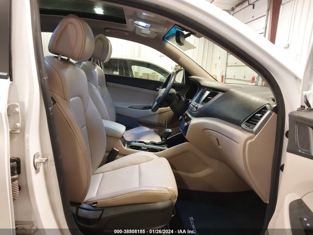 Hyundai Tucson Value 2018 KM8J3CA25JU754353 Image 5