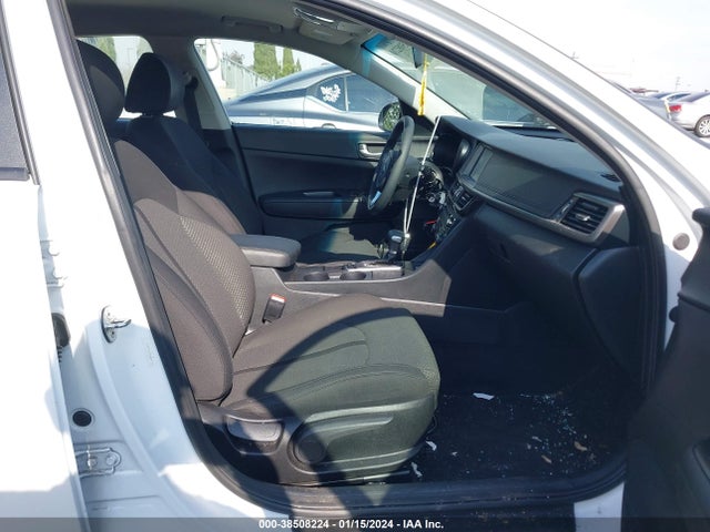 KIA Optima 2018 5XXGT4L33JG267765 Image 17