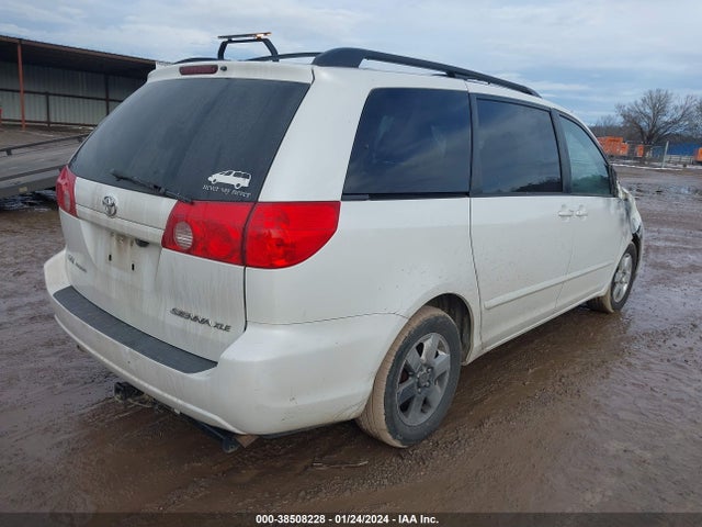 2010 TOYOTA SIENNA XLE VIN: 5TDYK4CC3AS299346