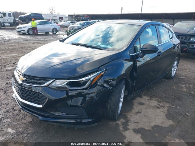 Chevrolet Cruze Lt Auto 2017 3G1BE6SM6HS562432 Image 2