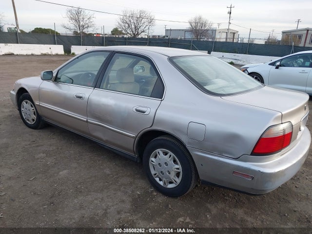 1997 HONDA ACCORD VALUE VIN: 1HGCD5688VA159878