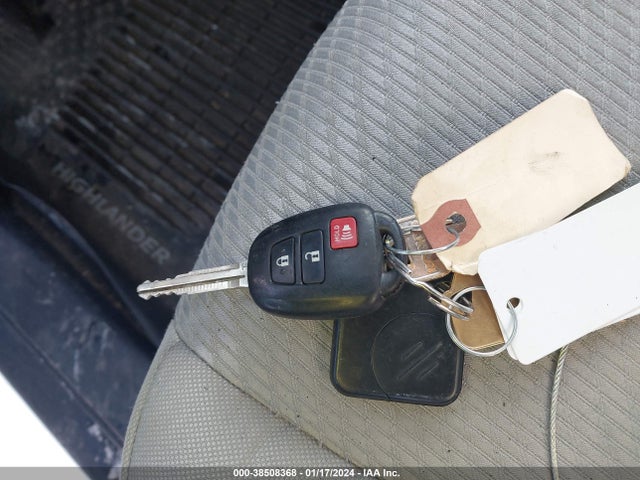 Toyota Highlander Le 2017 5TDBZRFH6HS469103 Image 11