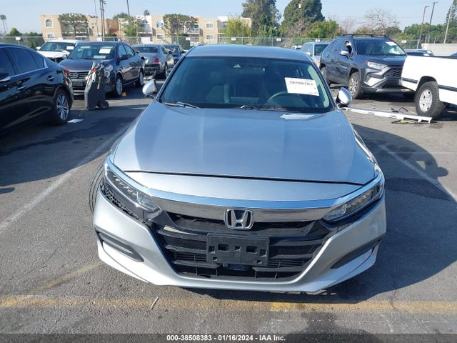 Honda ACCORD LX 2018 1HGCV1F11JA193289 Image 13