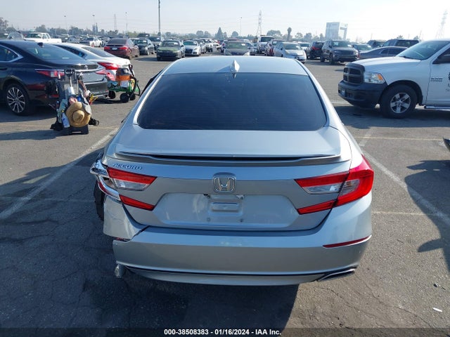 Honda ACCORD LX 2018 1HGCV1F11JA193289 Image 17