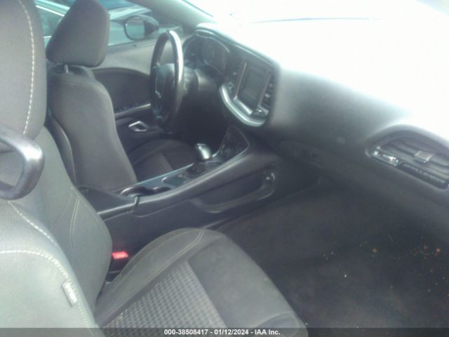 2C3CDZAG9GH153827 Dodge Challenger Sxt