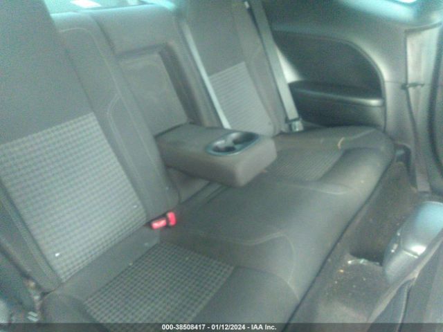 2C3CDZAG9GH153827 Dodge Challenger Sxt