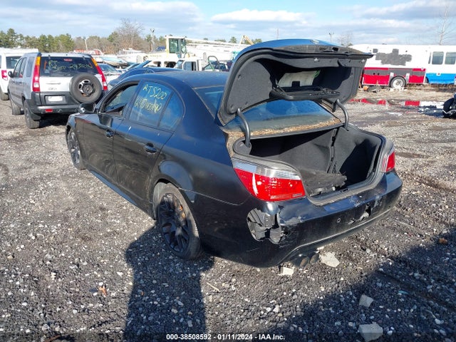 2005 BMW 545I VIN: WBANB33505B116090