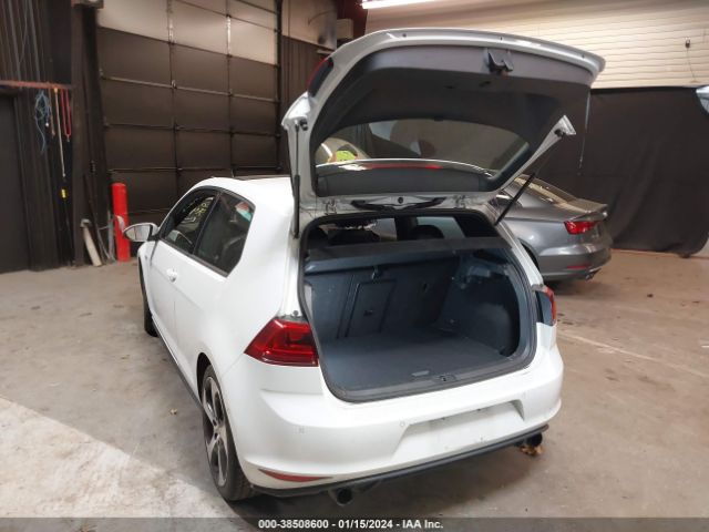 2016 VOLKSWAGEN GOLF GTI 3VWT47AU5GM031440 Photo 2