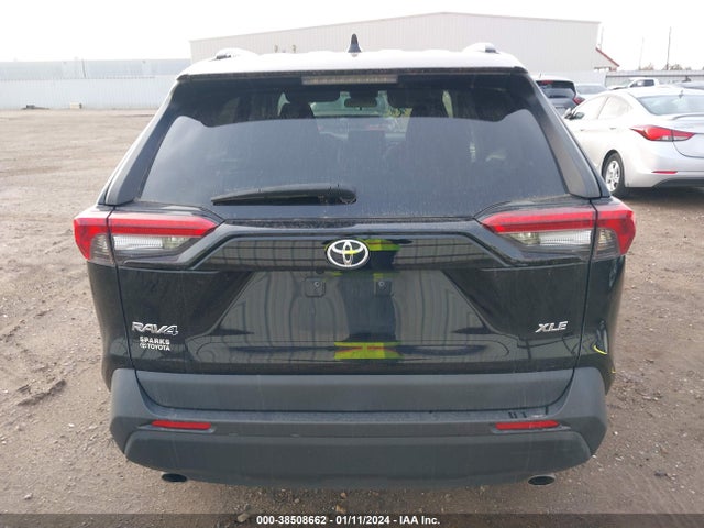 2019 TOYOTA RAV4 XLE VIN: 2T3W1RFVXKC026863