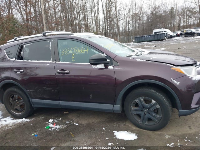 Toyota RAV4 LE 2016 2T3BFREV2GW463702 Image 13