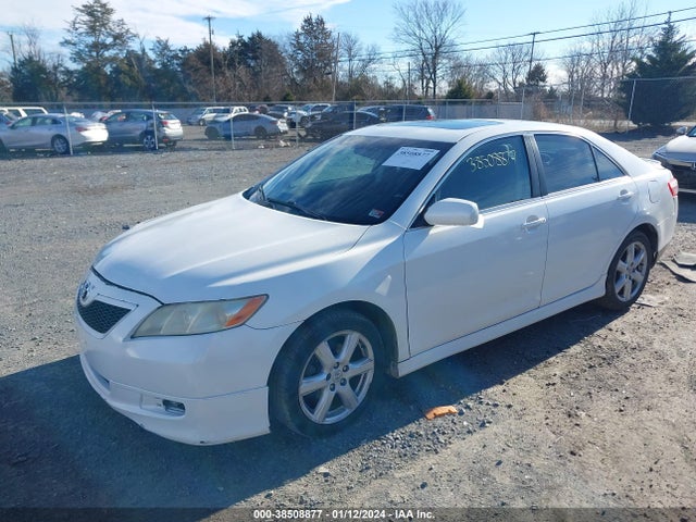 38508877 :رقم المزاد ، 4T1BE46K48U742475 vin ، 2008 Toyota Camry Se مزاد بيع