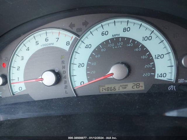 38508877 :رقم المزاد ، 4T1BE46K48U742475 vin ، 2008 Toyota Camry Se مزاد بيع