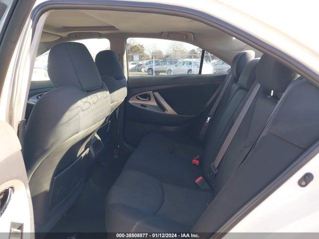 38508877 :رقم المزاد ، 4T1BE46K48U742475 vin ، 2008 Toyota Camry Se مزاد بيع