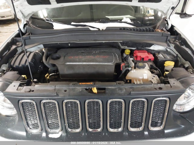 ZACCJBBB4JPJ23619 Jeep Renegade Latitude 4x4