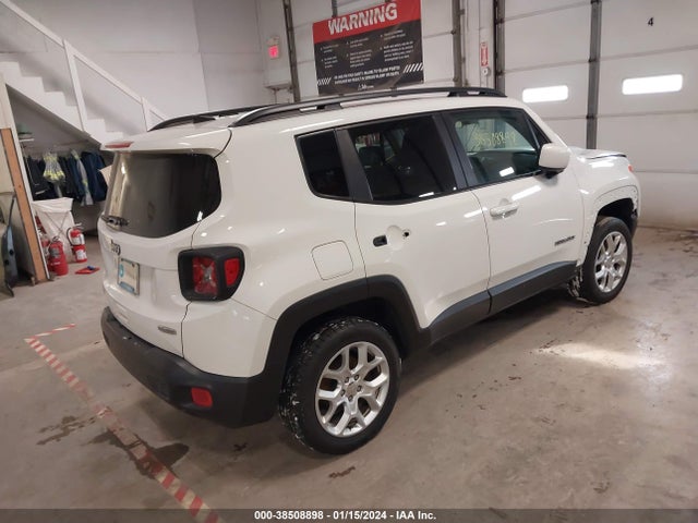 ZACCJBBB4JPJ23619 Jeep Renegade Latitude 4x4