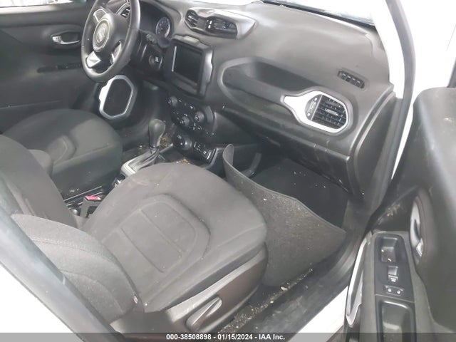 ZACCJBBB4JPJ23619 Jeep Renegade Latitude 4x4