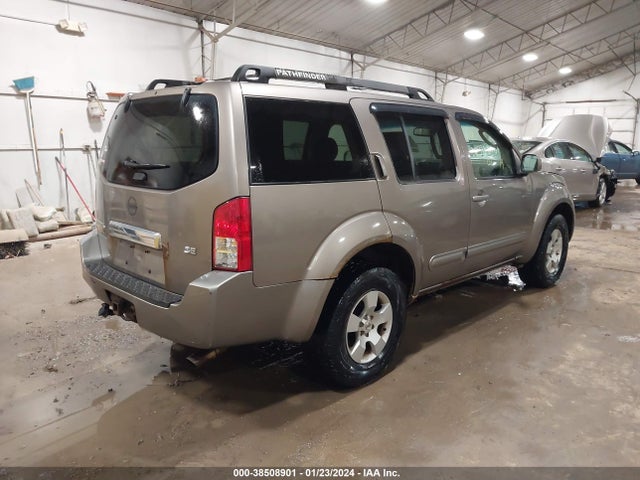 2006 NISSAN PATHFINDER SE VIN: 5N1AR18W46C634584