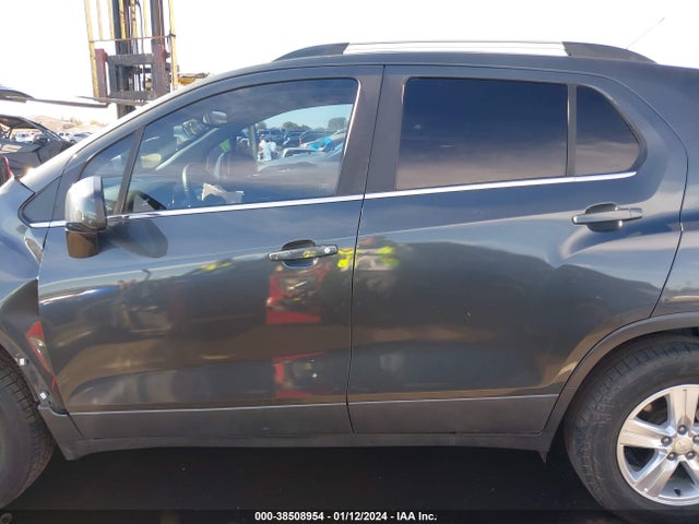 Chevrolet Trax Lt 2018 3GNCJPSBXJL280801 Image 14