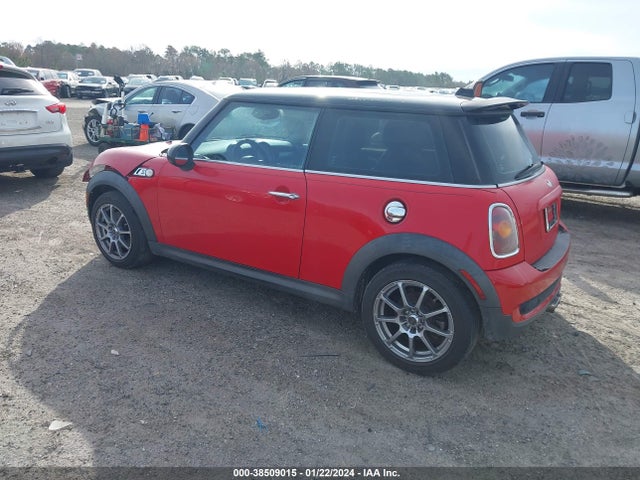 2009 MINI COOPER S WMWMF73509TT94284 Photo 2