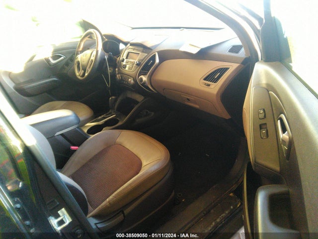 2012 HYUNDAI TUCSON GLS VIN: KM8JU3ACXCU480205
