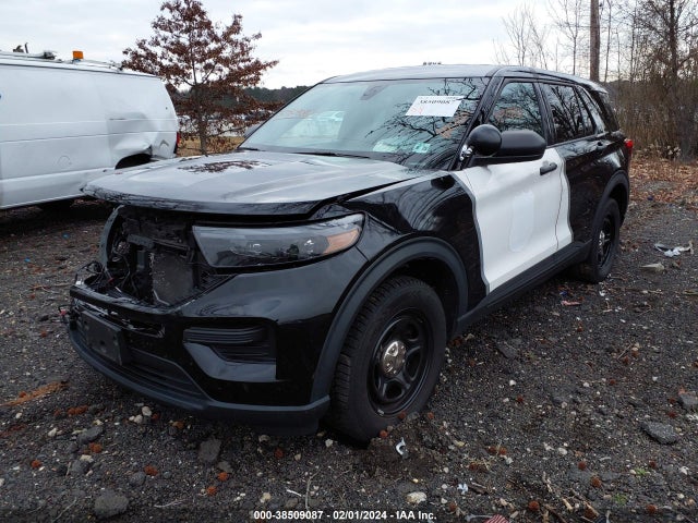 Ford Police Interceptor Utility 2020 1FM5K8AB3LGB24012 Image 2