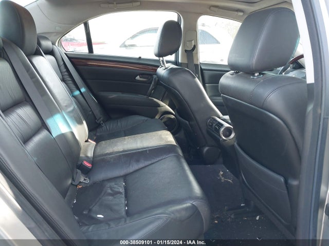 2010 ACURA RL 3.7 VIN: JH4KB2F63AC000566
